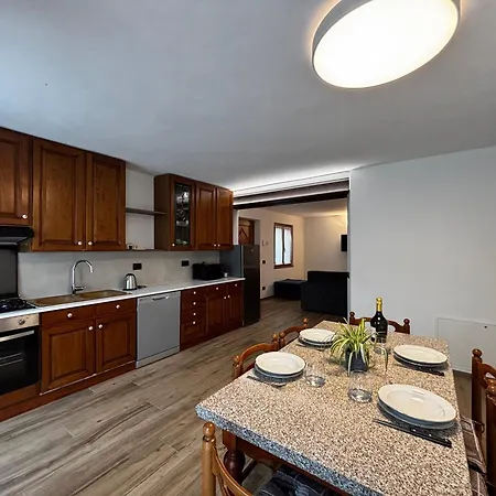 아파트 Casa Mariett - Larihome A92